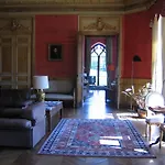 Chateau De Vauloge 4*
