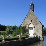 Chateau De Vauloge Frühstückspension Fercé-sur-Sarthe