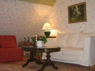 Chateau De Vauloge