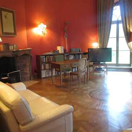 Chateau De Vauloge Bed & Breakfast