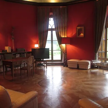 Château De Vaulogé Alojamento de Acomodação e Pequeno-almoço Fercé-sur-Sarthe