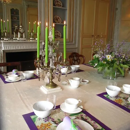Chateau De Vauloge 4*