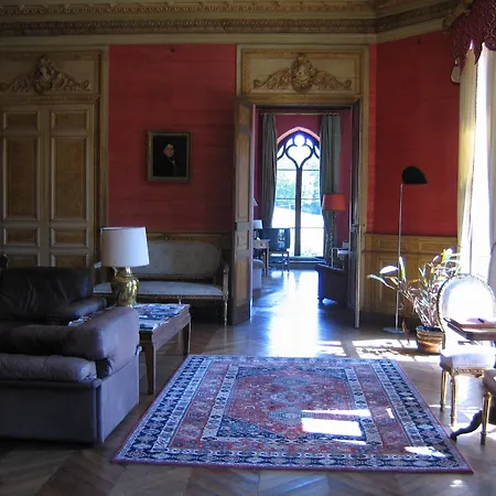 Château De Vaulogé 4*