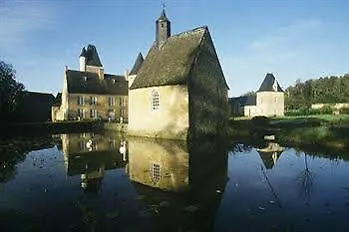 Alojamento de Acomodação e Pequeno-almoço Château De Vaulogé 4*