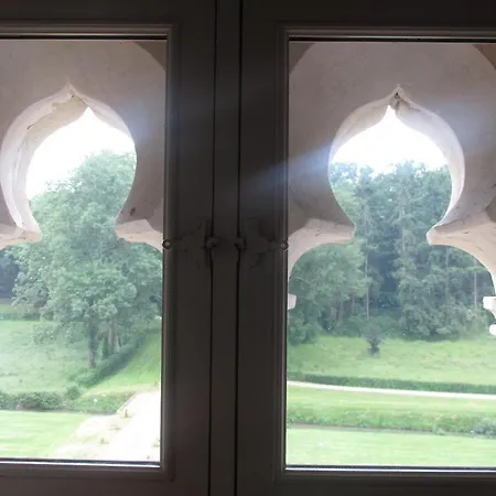 Alojamento de Acomodação e Pequeno-almoço Château De Vaulogé Fercé-sur-Sarthe