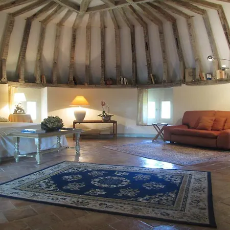 Château De Vaulogé Alojamento de Acomodação e Pequeno-almoço Fercé-sur-Sarthe
