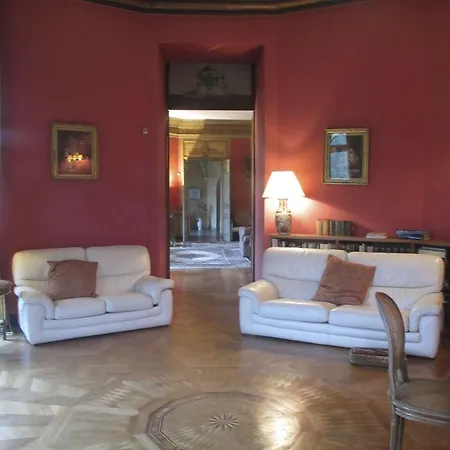 Chateau De Vauloge 4*