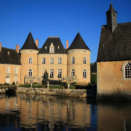 Chateau De Vauloge Bed & Breakfast Ferce-sur-Sarthe