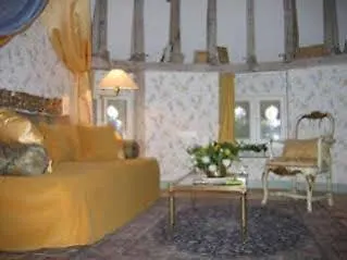 Château De Vaulogé 4*