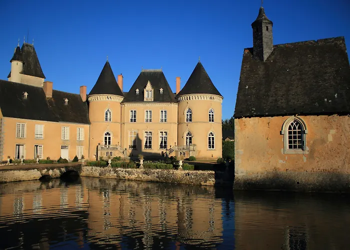 Bed & Breakfast Château De Vaulogé 4*