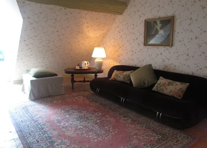 Chateau De Vauloge 4*