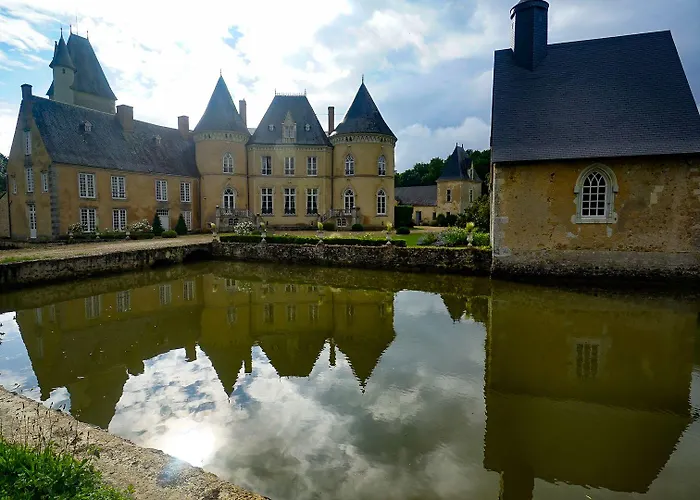 Chateau De Vauloge Bed & Breakfast 4*