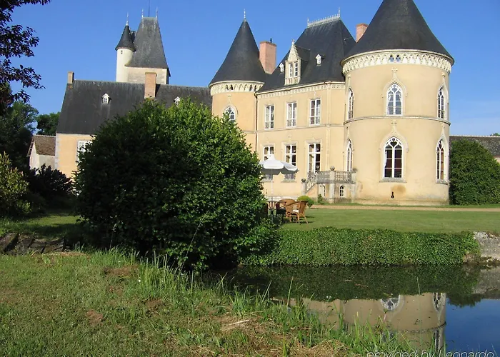 Château De Vaulogé 4*