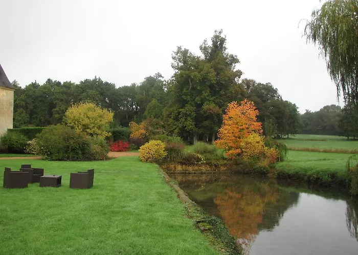 Chateau De Vauloge Bed & Breakfast